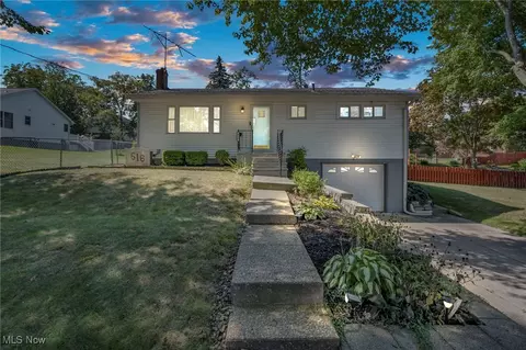 516 Moody St, Akron, OH 44305