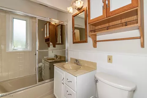 28746 Hazel Ave, Wickliffe, OH 44092 photo 12