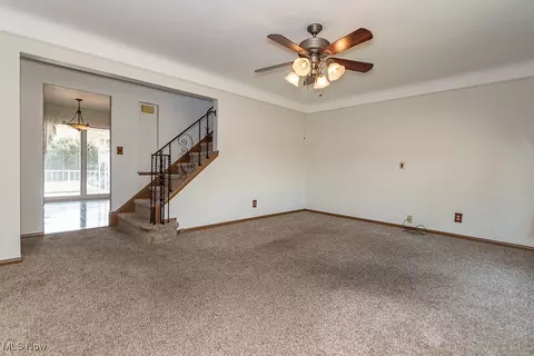 28746 Hazel Ave, Wickliffe, OH 44092 photo 4