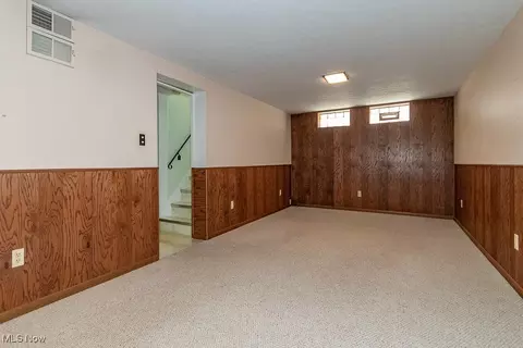 28746 Hazel Ave, Wickliffe, OH 44092 photo 28