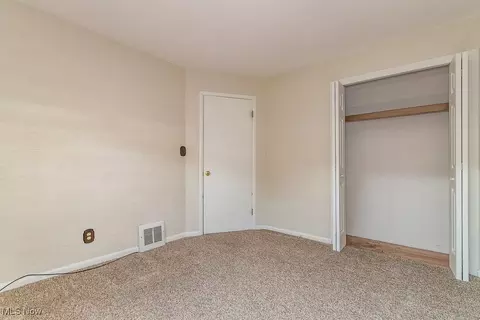 28746 Hazel Ave, Wickliffe, OH 44092 photo 16