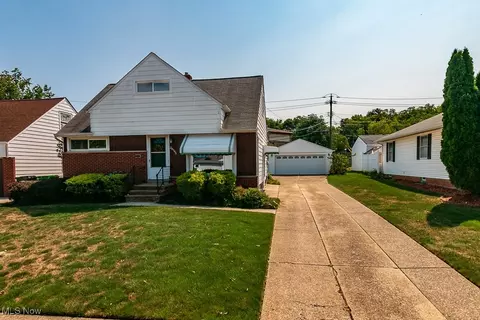28746 Hazel Ave, Wickliffe, OH 44092 photo 40