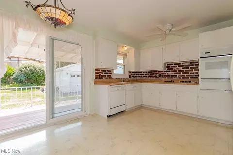 28746 Hazel Ave, Wickliffe, OH 44092 photo 7