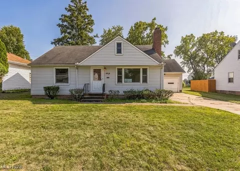 20010 Sumpter Rd, Warrensville Heights, OH 44128