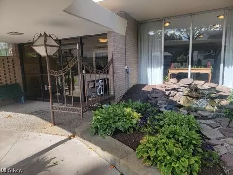 25801 Lakeshore Blvd #43, Euclid, OH 44132