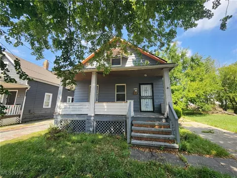 6111 Fullerton Ave, Cleveland, OH 44105