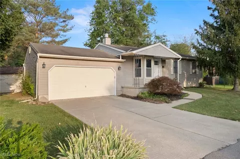 369 Quarter Horse Ln, Lagrange, OH 44050