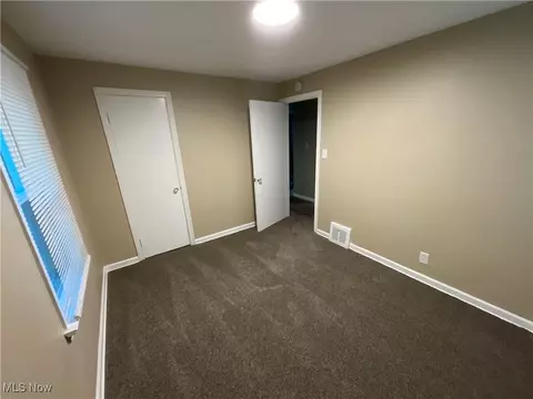 55 Stephens Rd, Akron, OH 44312 photo 10