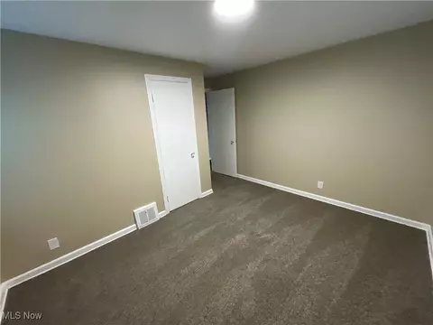 55 Stephens Rd, Akron, OH 44312 photo 12
