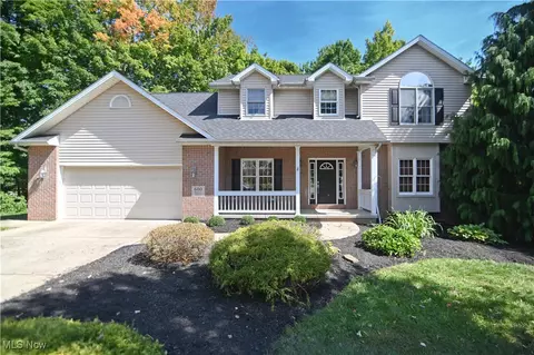 600 Hickory Hollow Dr, Canfield, OH 44406
