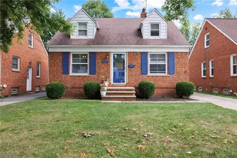 20574 Belvidere Ave, Fairview Park, OH 44126
