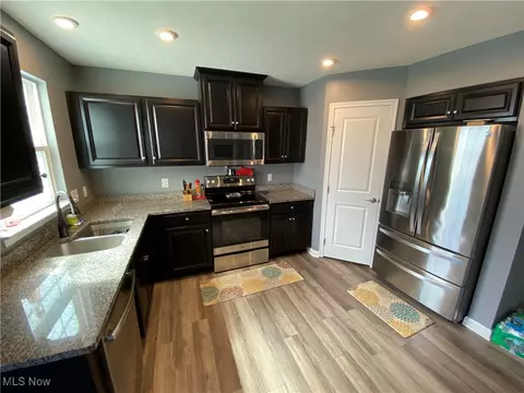 Kitchen - 500 Bailey Ct, Lagrange, OH 44050 photo 3 of 3