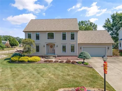 87 Red Grouse Ct, Youngstown, OH 44511