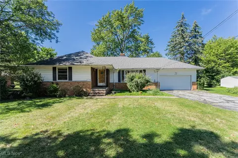 430 Douglas Blvd, Cleveland, OH 44143