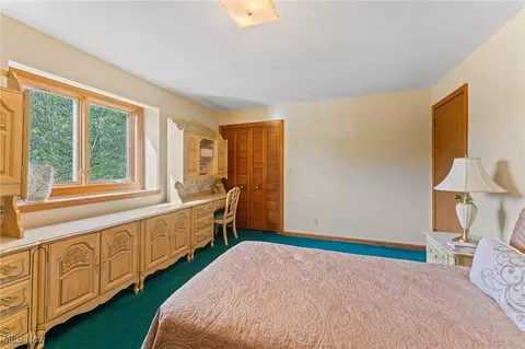 Bedroom - 93 Rockyledge Dr, Struthers, OH 44471 photo 5 of 7