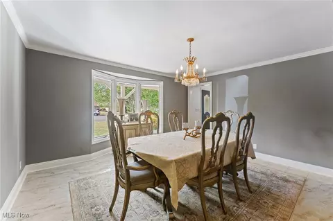 Dining - 93 Rockyledge Dr, Struthers, OH 44471 photo 2 of 3
