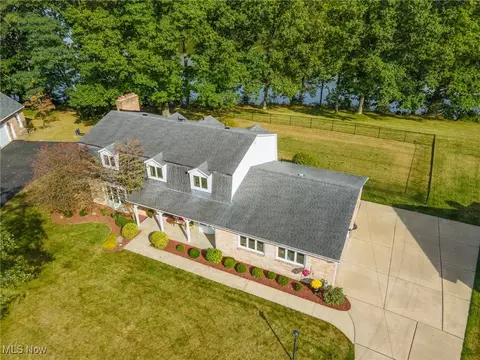 View/Area - 93 Rockyledge Dr, Struthers, OH 44471 photo 3 of 5