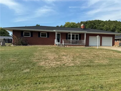 8939 Eckelberry Rd, Cambridge, OH 43725