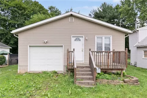 1852 2nd St SW, Akron, OH 44314