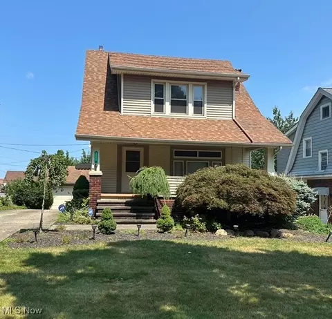 2064 Hillcrest Ave, Cleveland, OH 44109