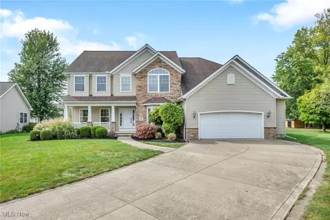 38621 Edward Walsh Dr, Willoughby, OH 44094