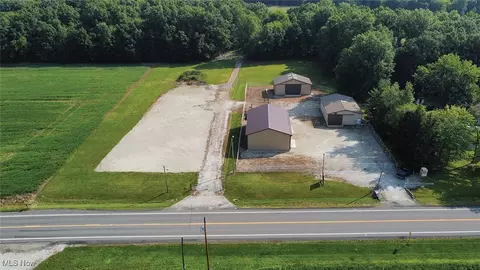 1960 State Route 14, Deerfield, OH 44411