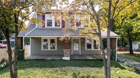 177 Wychwood Ln, Youngstown, OH 44512