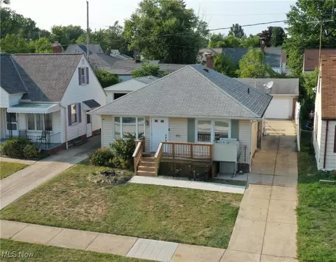 11913 Derby Ave, Cleveland, OH 44125