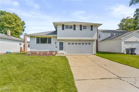 6667 Glenallen Ave, Solon, OH 44139