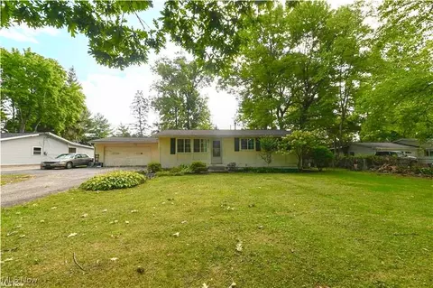 7881 Stoneridge, Macedonia, OH 44056