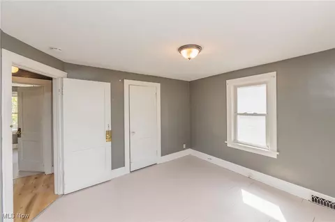 Bedroom - 547 Brown St, Akron, OH 44311 photo 1 of 7