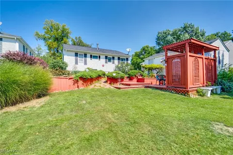 Exterior - 82 E Dresden Ave, Akron, OH 44301 photo 7 of 8