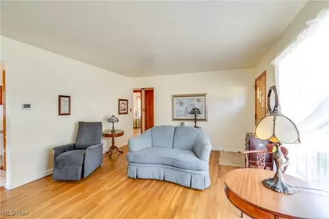Living - 82 E Dresden Ave, Akron, OH 44301 photo 3 of 4