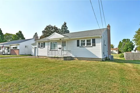 345 W Omar St, Struthers, OH 44471 photo 34