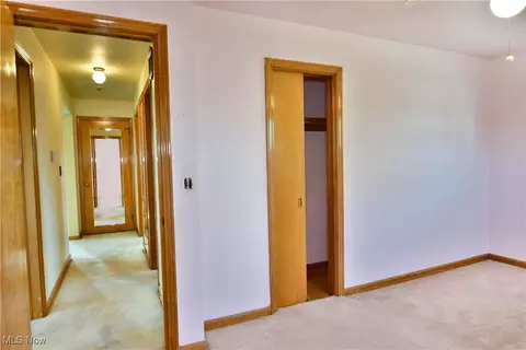 345 W Omar St, Struthers, OH 44471 photo 17
