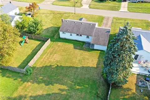 345 W Omar St, Struthers, OH 44471 photo 32