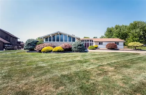 111 Creed Cir, Campbell, OH 44405