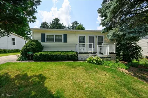 725 Lake St, Orrville, OH 44667