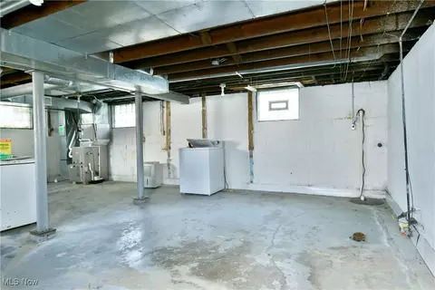 Other - 295 E 2nd St, Girard, OH 44420 photo 5 of 8