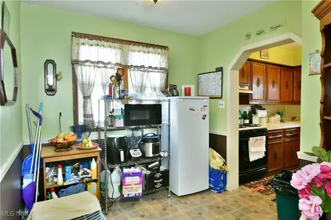 Kitchen - 295 E 2nd St, Girard, OH 44420 photo 1 of 6