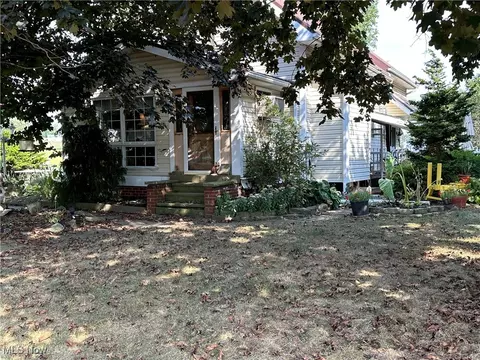 12651 Colview St SW, Beach City, OH 44608