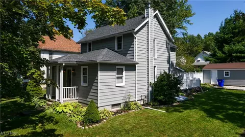 1250 Maple Ave, Atwater, OH 44201