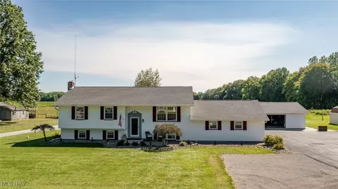 3766 Youngstown Kingsville Rd, Cortland, OH 44410