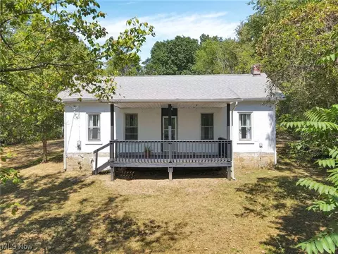 3815 Dillon Falls Rd, Zanesville, OH 43701