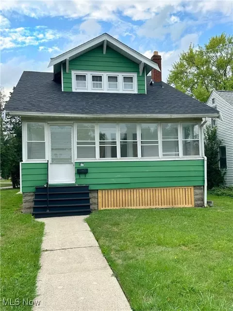 501 Columbus St, Bedford, OH 44146