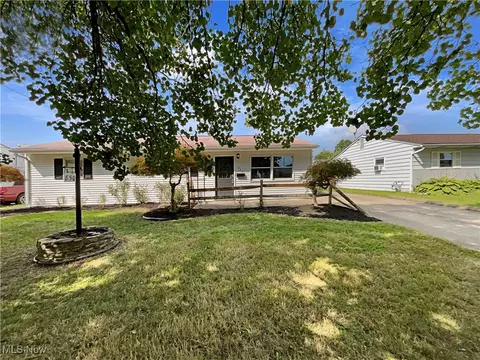 Exterior - 850 Case Ave, Elyria, OH 44035 photo 2 of 4
