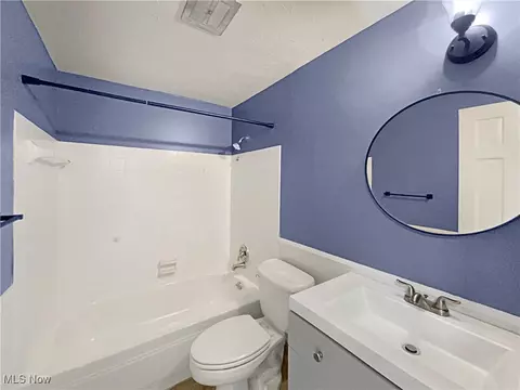 Bath - 850 Case Ave, Elyria, OH 44035 photo 1 of 2