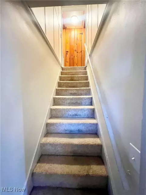 Entry Way - 2510 Nicholas Pl NW, Canton, OH 44708 photo 1 of 1