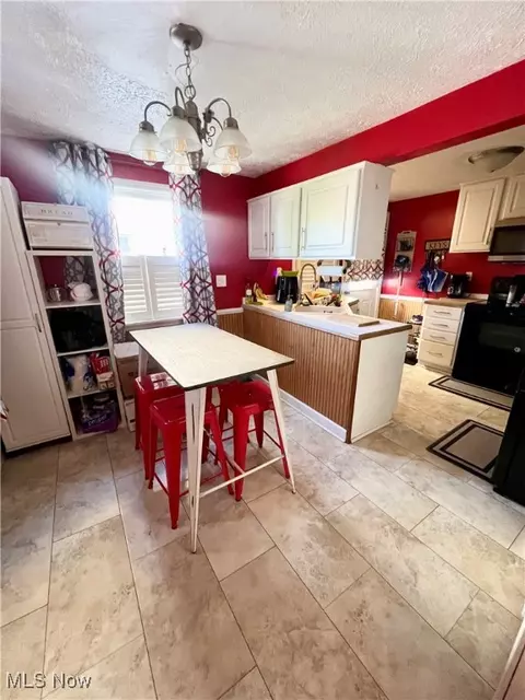 Kitchen - 2510 Nicholas Pl NW, Canton, OH 44708 photo 3 of 3