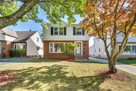 4142 Stonehaven Rd, South Euclid, OH 44121